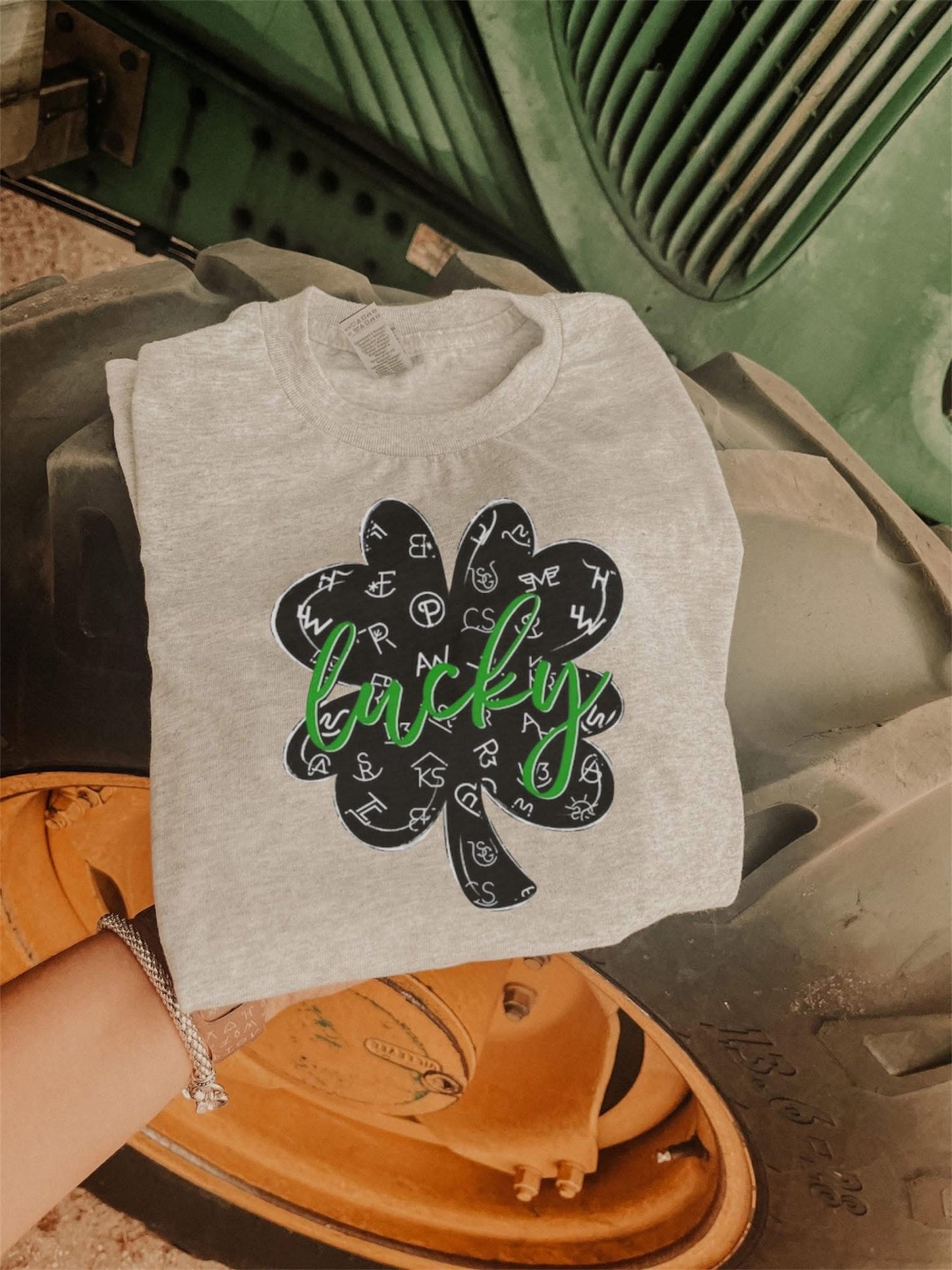 Lucky Clover Tee 🍀