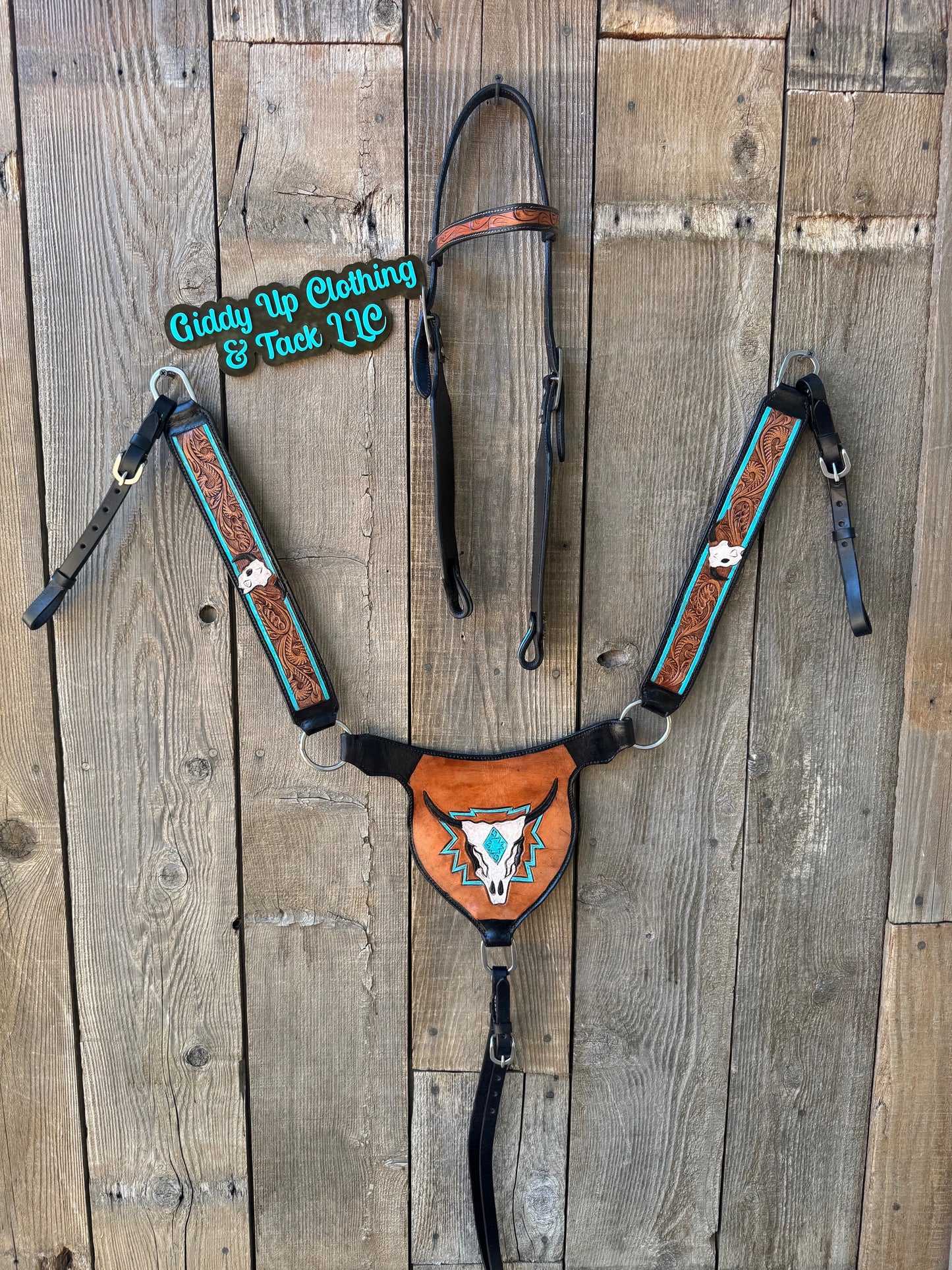 Horse Size Leather Tack Set – Browband Headstall & Matching Breast Collar