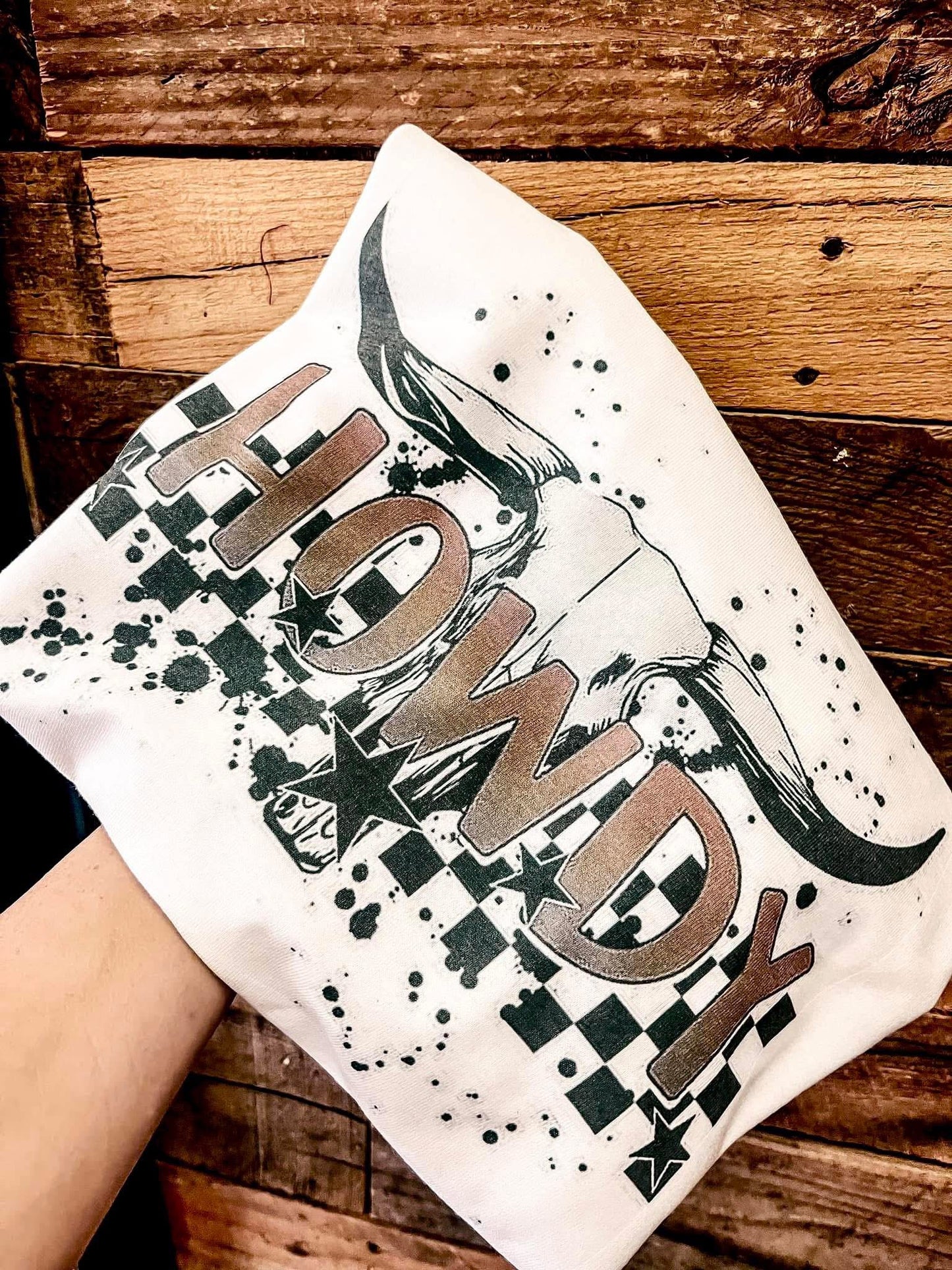 Howdy Bull Skull Graphic Tee