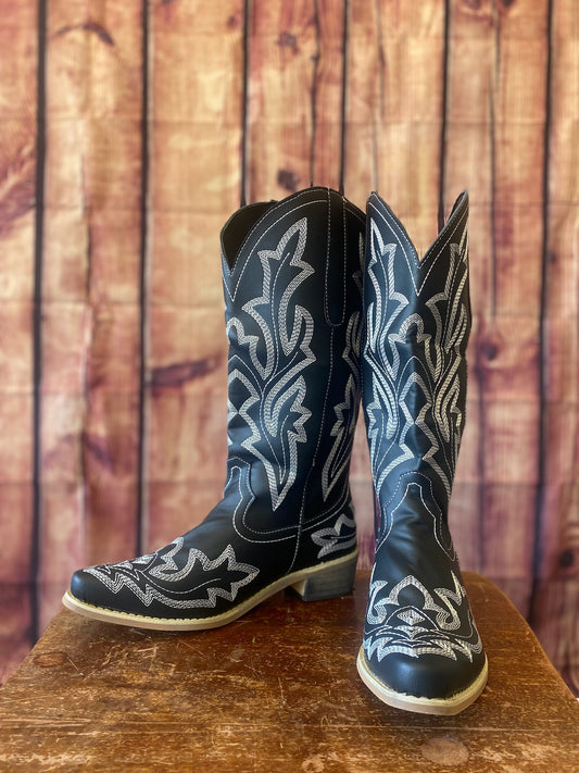 Embroidered Cowgirl Boots