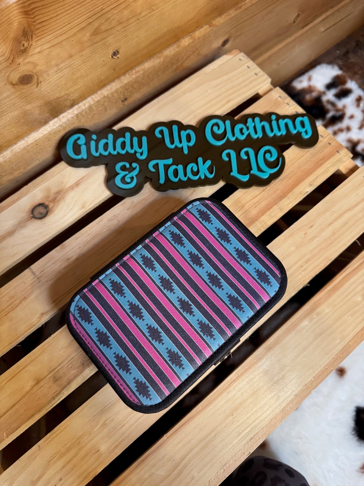 Western-Themed Travel Jewelry Box – Two Compartments