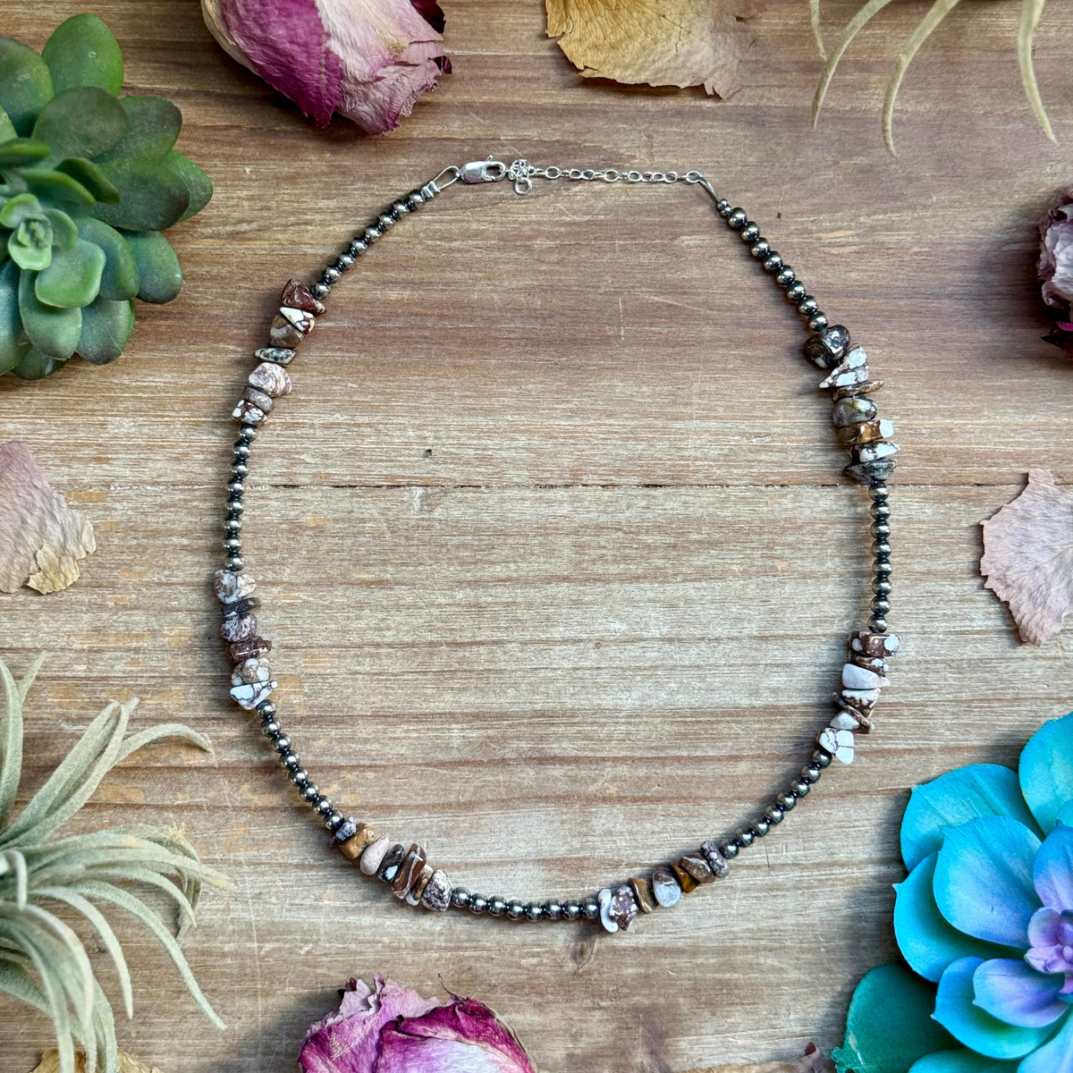16” Wild Horse Chip Necklace – Sterling Silver