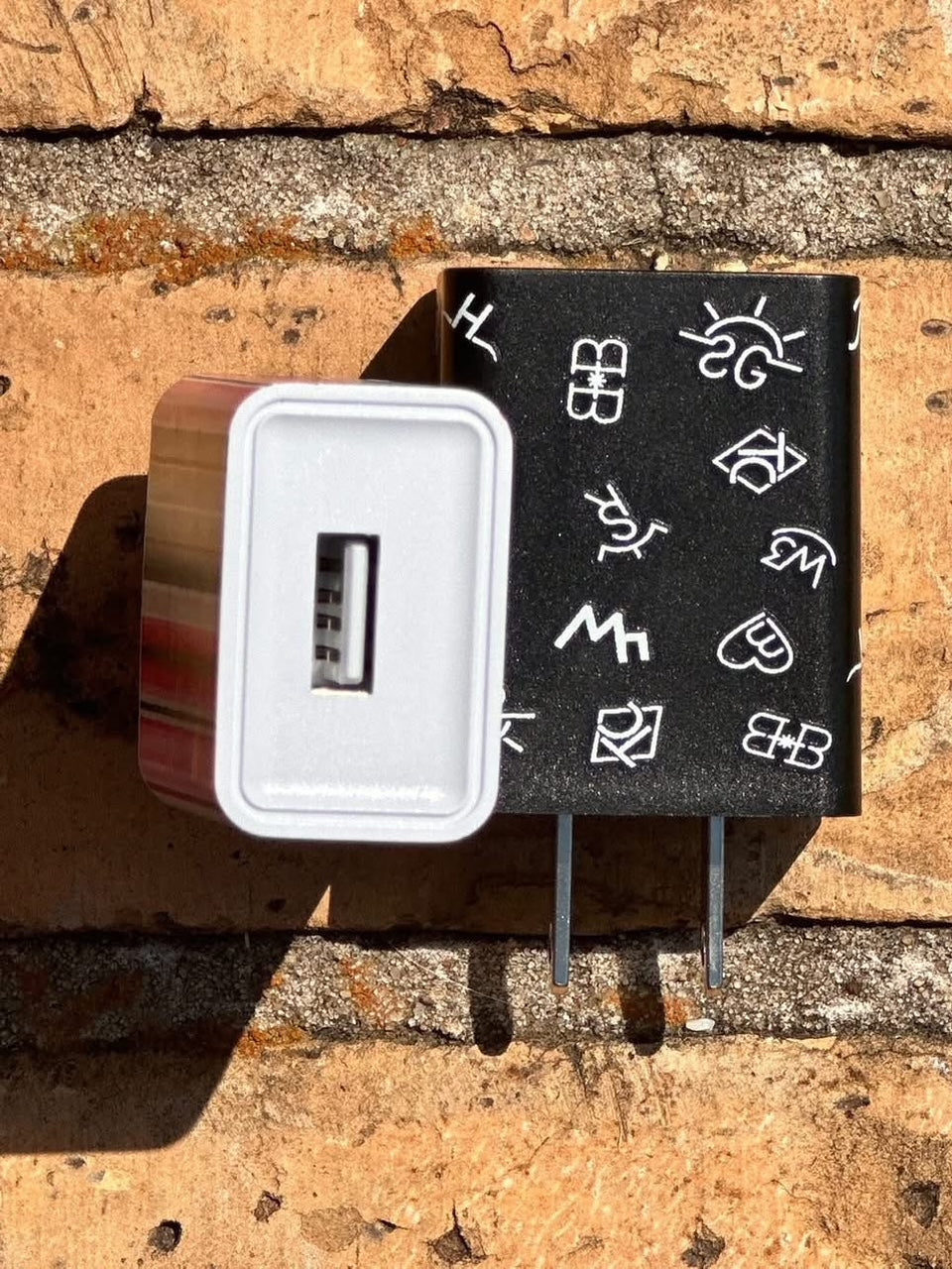 ✨ Western USB Wall Charger Block – Southwest Pattern