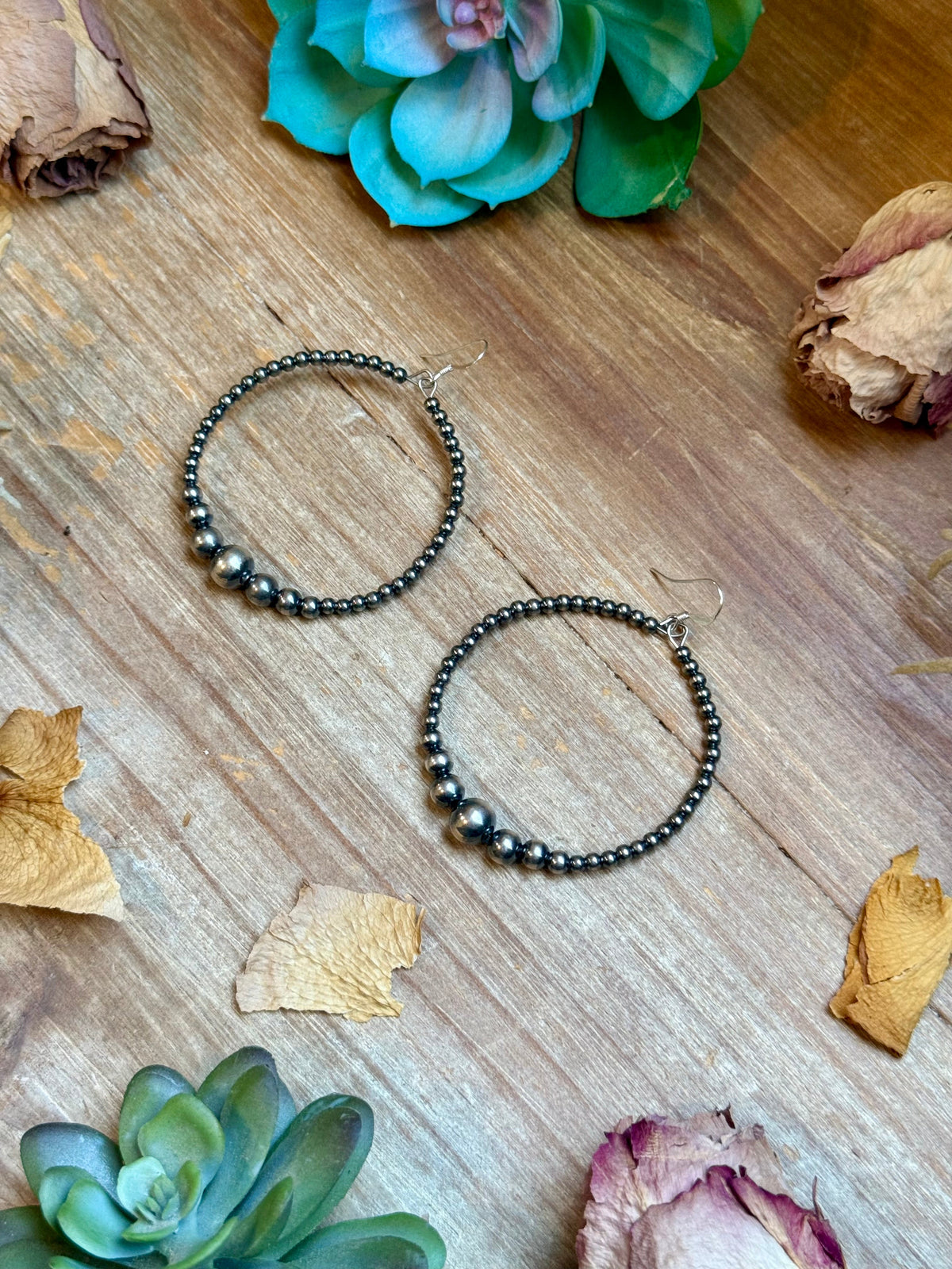 Graduated Sterling Silver Pearl Hoop Earrings