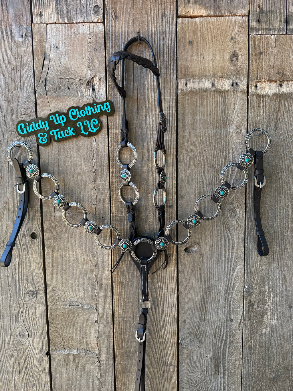 Leather Ring Tack Set – Western Breast Collar & Headstall
