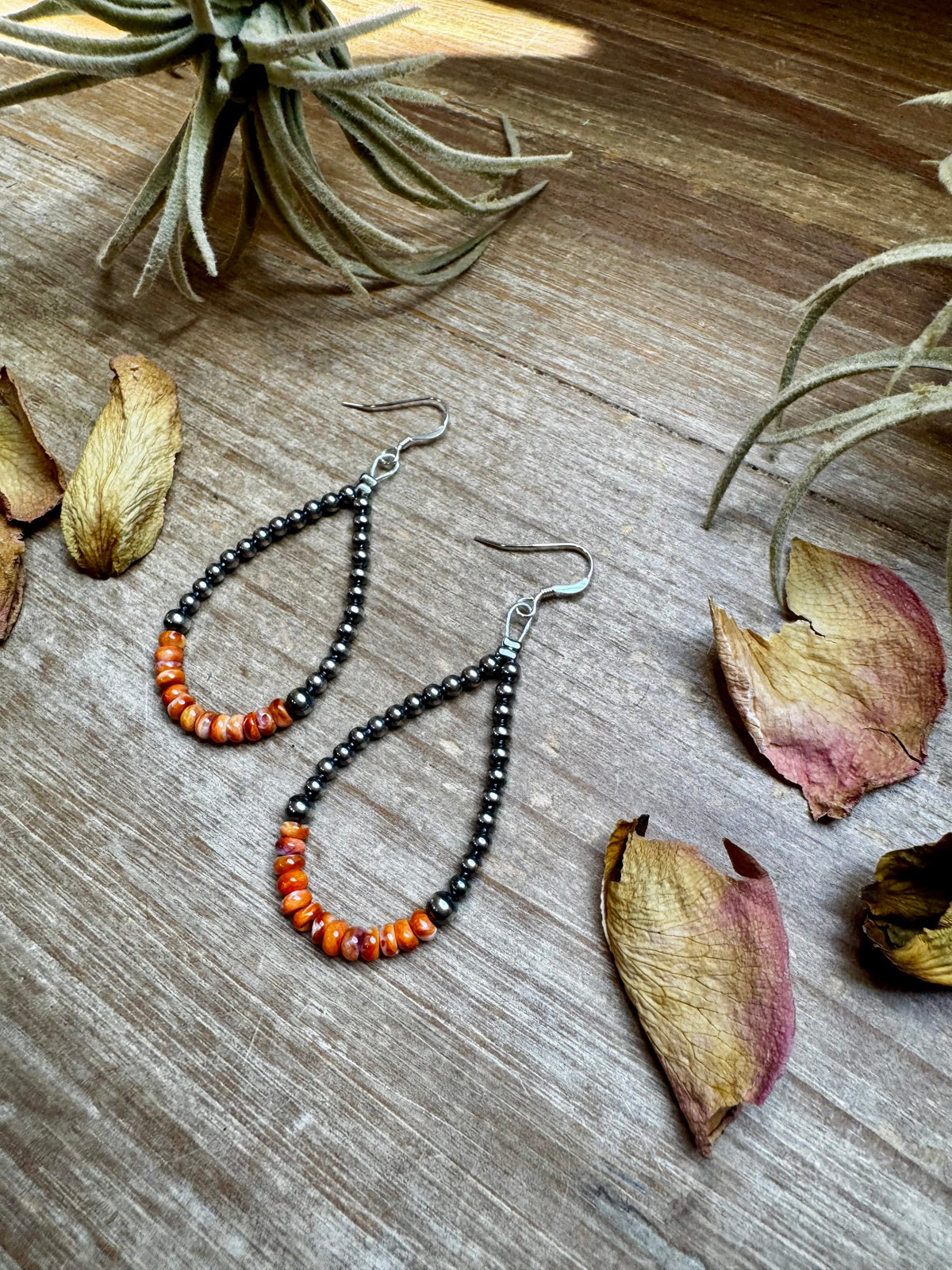 Teardrop Earrings – Sterling Silver Pearl & Orange Spiny Oyster