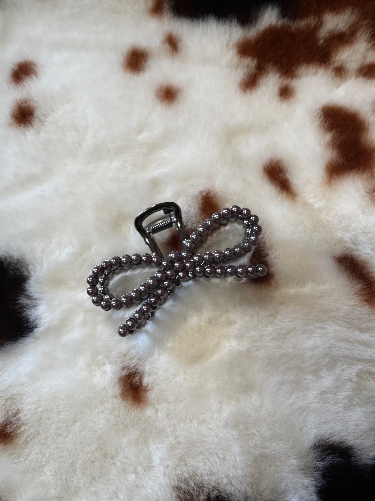 Western  Faux Pearl Bow Hair Clip