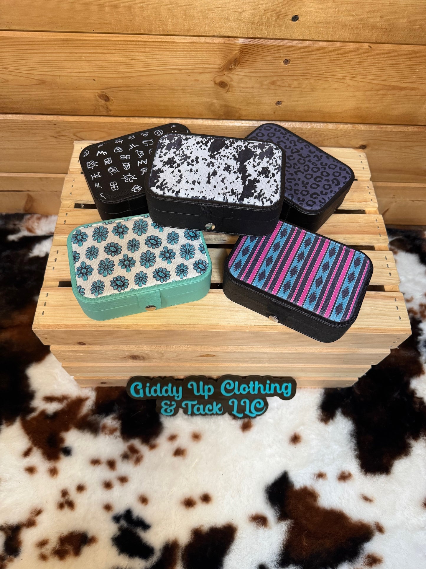 Western-Themed Travel Jewelry Box – Two Compartments