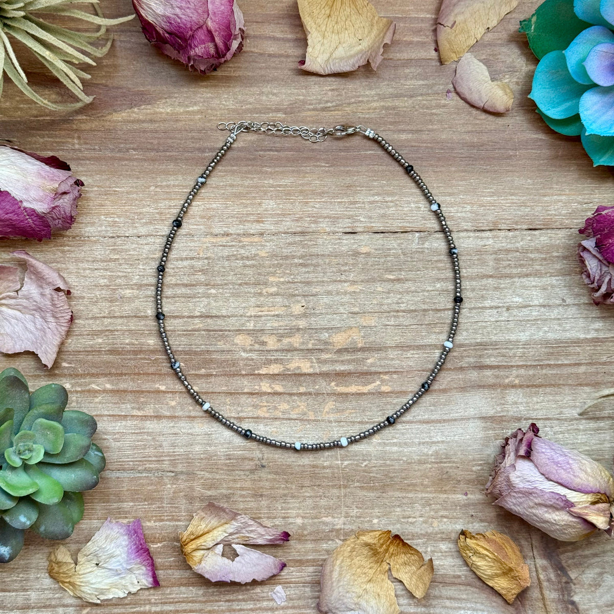 Magnesite Glass Seed Bead Choker