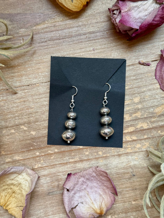 Sterling Silver Tapered Ponca Pearl Dangle Earrings – Artist Jason Ogg