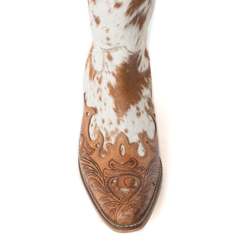 Dakota Dust Handtooled Boots in Tan & White
